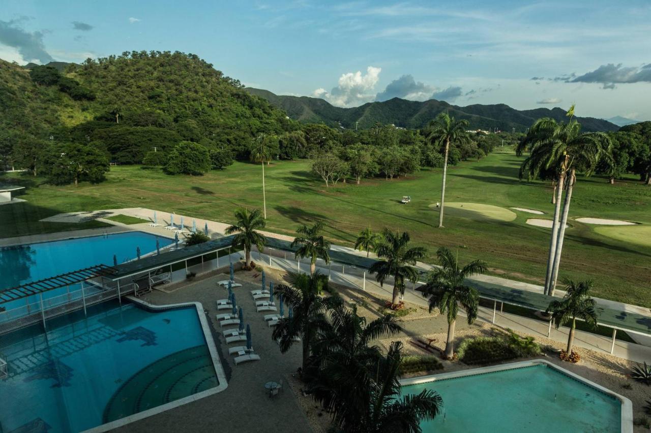 Marriott Maracay Golf Resort Exterior photo