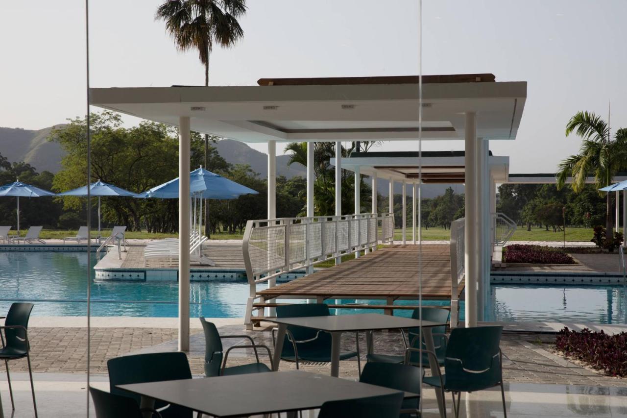Marriott Maracay Golf Resort Exterior photo
