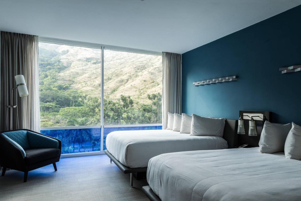 Marriott Maracay Golf Resort Exterior photo
